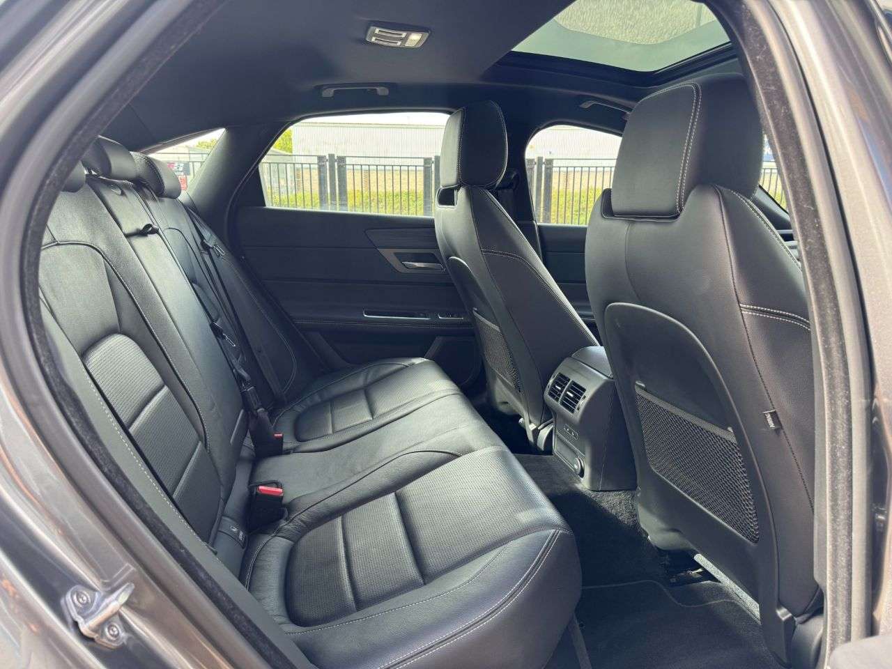 2017 JAGUAR XF 2017 JAGUAR XF