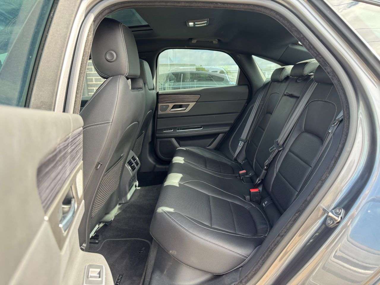 2017 JAGUAR XF 2017 JAGUAR XF