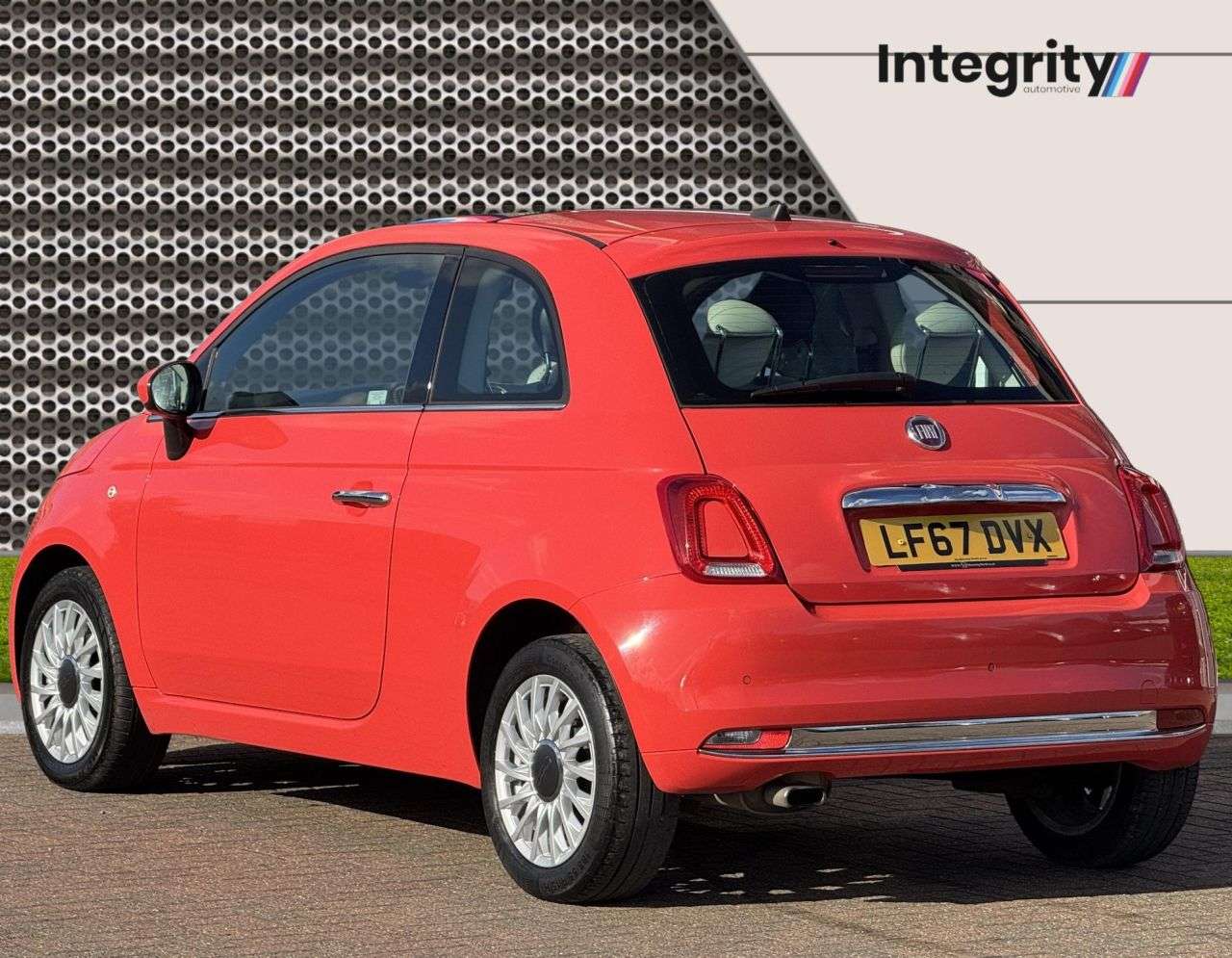 2017 FIAT 500 2017 FIAT 500