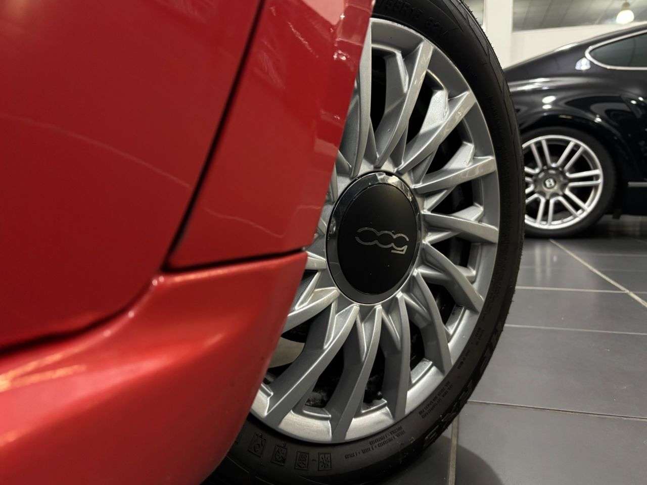 2017 FIAT 500 2017 FIAT 500