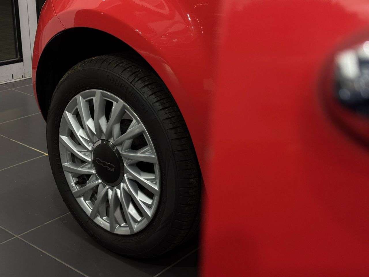 2017 FIAT 500 2017 FIAT 500