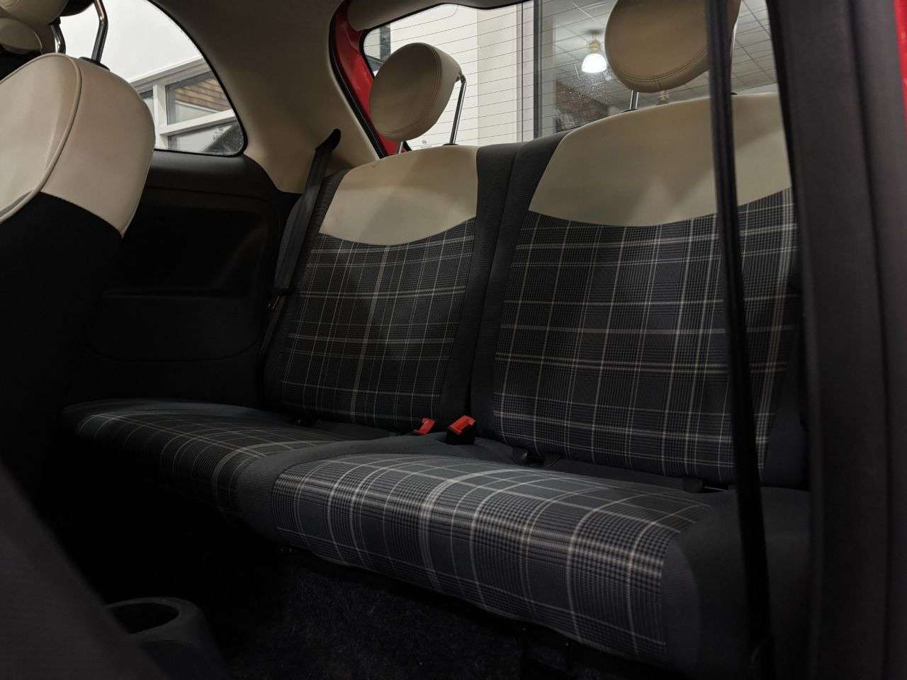 2017 FIAT 500 2017 FIAT 500