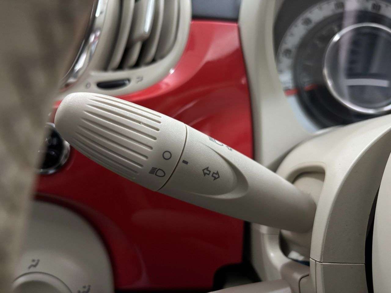 2017 FIAT 500 2017 FIAT 500