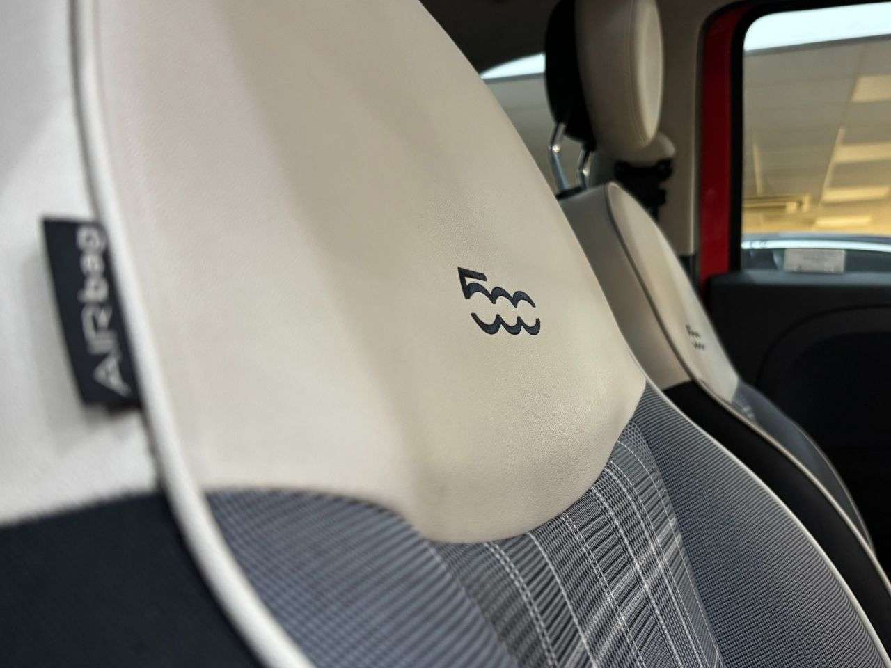 2017 FIAT 500 2017 FIAT 500