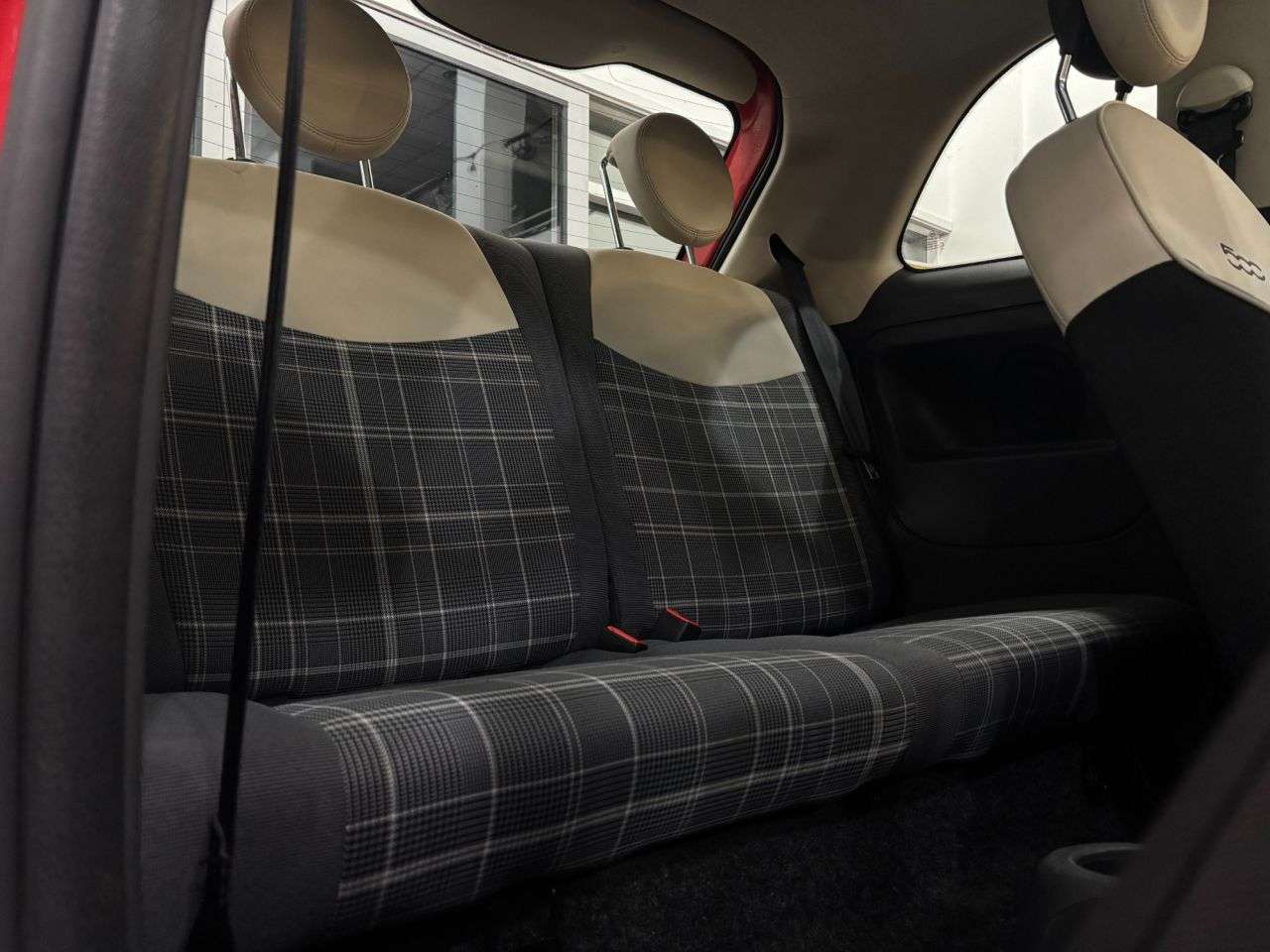 2017 FIAT 500 2017 FIAT 500