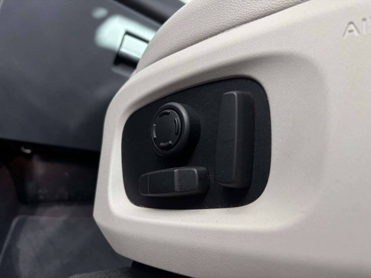 2017 LAND ROVER RANGE ROVER EVOQUE 2017 LAND ROVER RANGE ROVER EVOQUE