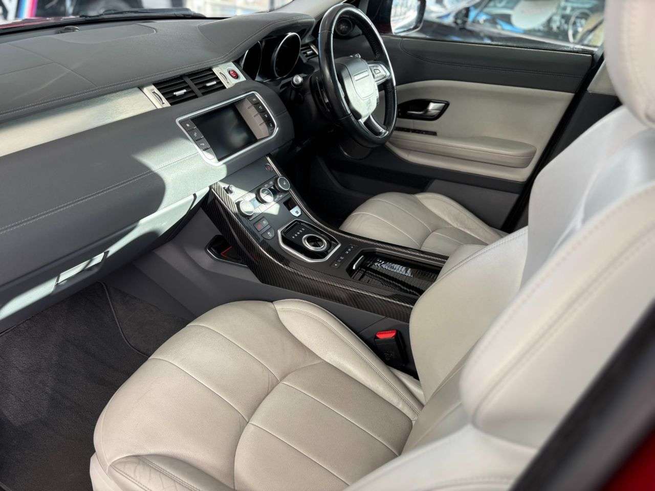 2017 LAND ROVER RANGE ROVER EVOQUE 2017 LAND ROVER RANGE ROVER EVOQUE