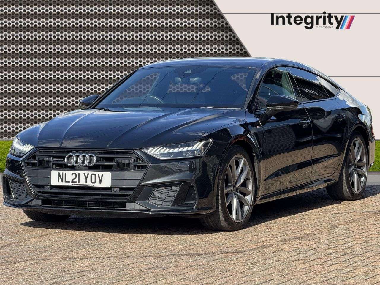 A 2021 AUDI A7 3.0 TDI V6 45 Black Edition Sportback 5dr Diesel S Tronic quattro Euro 6 (s A 2021 AUDI A7 3.0 TDI V6 45 Black Edition Sportback 5dr Diesel S Tronic quattro Euro 6 (s