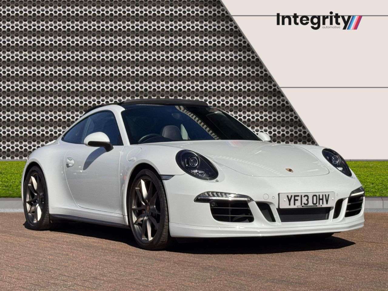 A 2013 PORSCHE 911 3.8 991 Carrera 4S Coupe 2dr Petrol PDK 4WD Euro 5 (s/s) (400 ps) Over 23k A 2013 PORSCHE 911 3.8 991 Carrera 4S Coupe 2dr Petrol PDK 4WD Euro 5 (s/s) (400 ps) Over 23k