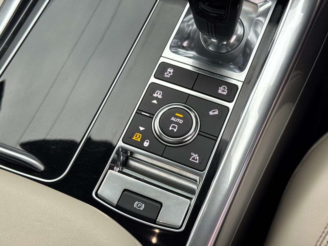 2018 LAND ROVER RANGE ROVER SPORT 2018 LAND ROVER RANGE ROVER SPORT