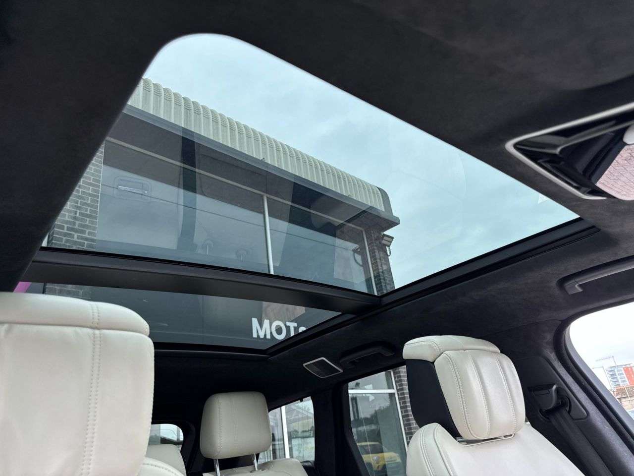 2018 LAND ROVER RANGE ROVER SPORT 2018 LAND ROVER RANGE ROVER SPORT