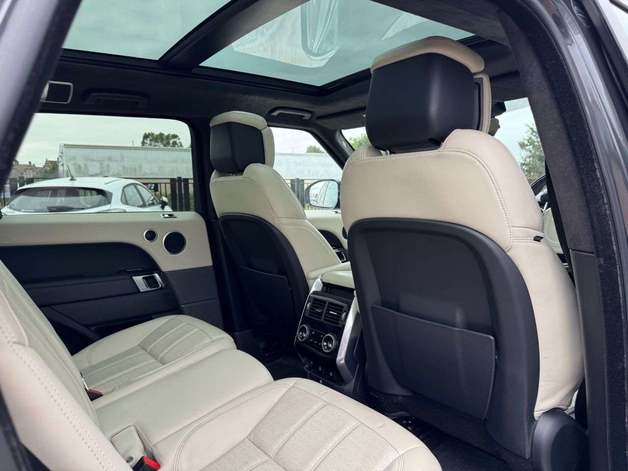 2018 LAND ROVER RANGE ROVER SPORT 2018 LAND ROVER RANGE ROVER SPORT