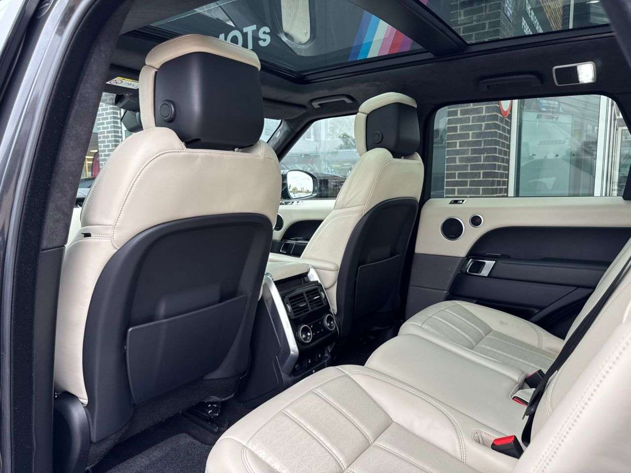 2018 LAND ROVER RANGE ROVER SPORT 2018 LAND ROVER RANGE ROVER SPORT