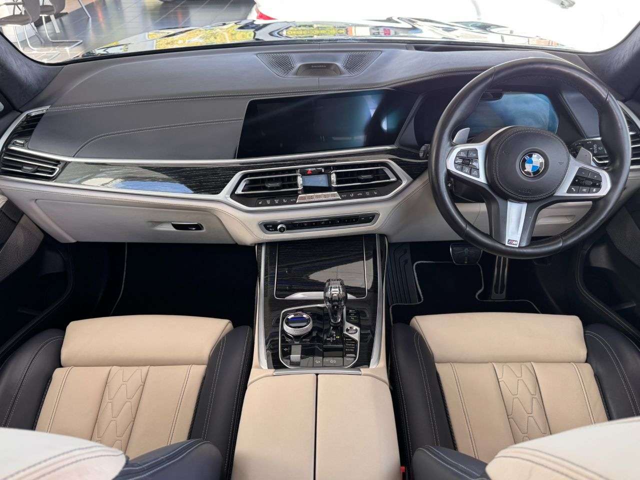 2021 BMW X7 2021 BMW X7