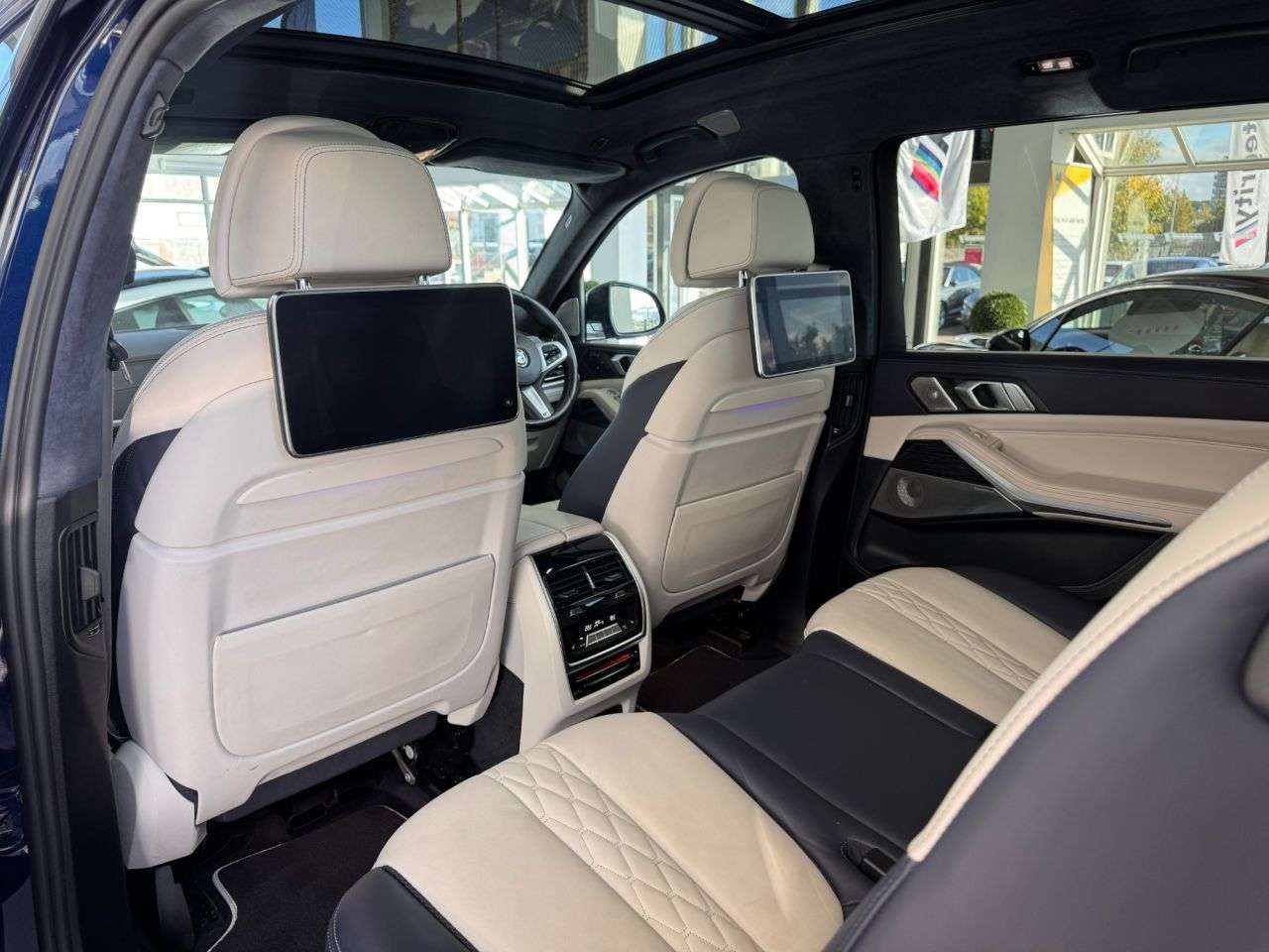 2021 BMW X7 2021 BMW X7