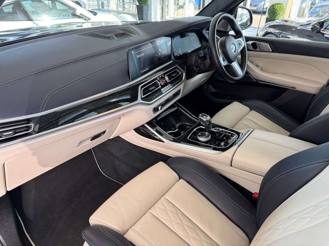 2021 BMW X7 2021 BMW X7