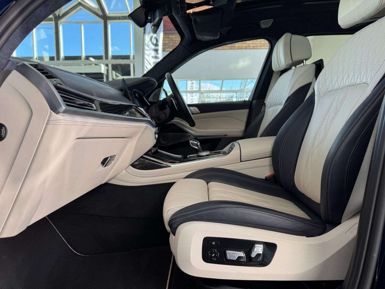 2021 BMW X7 2021 BMW X7