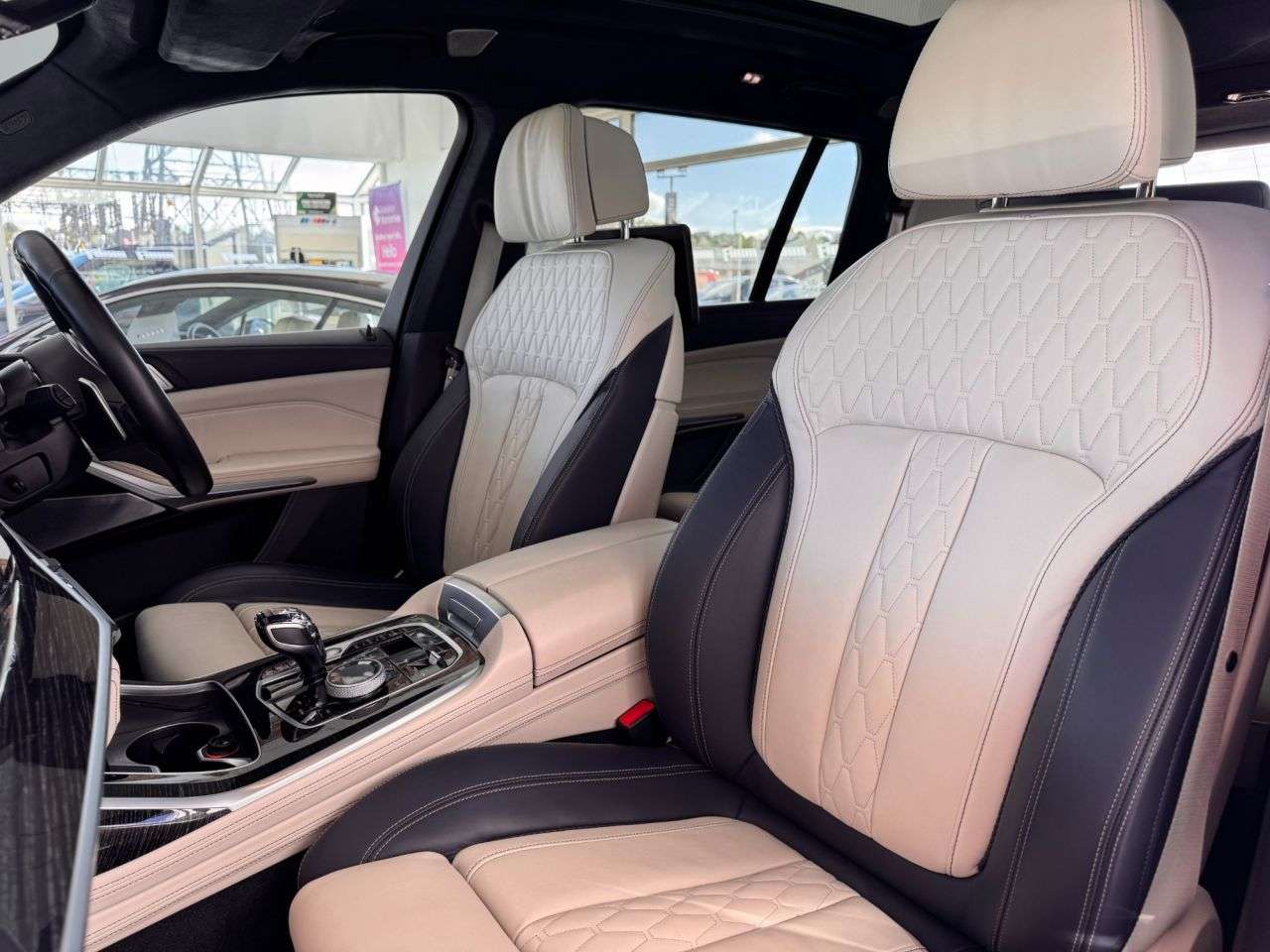 2021 BMW X7 2021 BMW X7