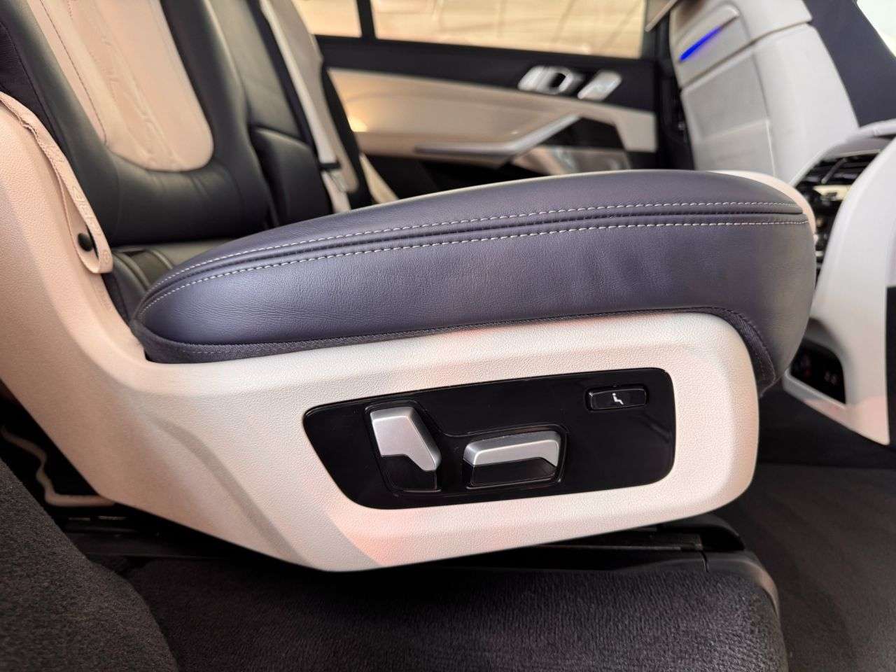 2021 BMW X7 2021 BMW X7