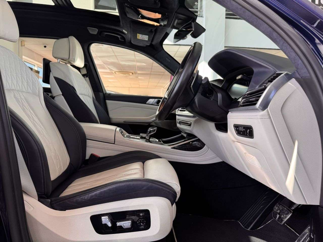 2021 BMW X7 2021 BMW X7