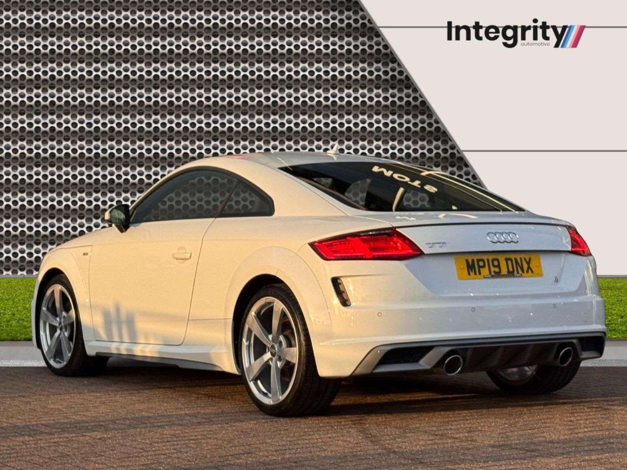 A 2019 AUDI TT 2.0 TFSI 40 S line Coupe 3dr Petrol S Tronic Euro 6 (s/s) (197 ps) Virtual A 2019 AUDI TT 2.0 TFSI 40 S line Coupe 3dr Petrol S Tronic Euro 6 (s/s) (197 ps) Virtual