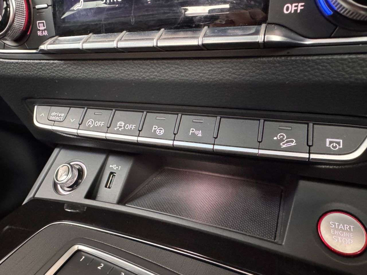 2020 AUDI SQ5 2020 AUDI SQ5