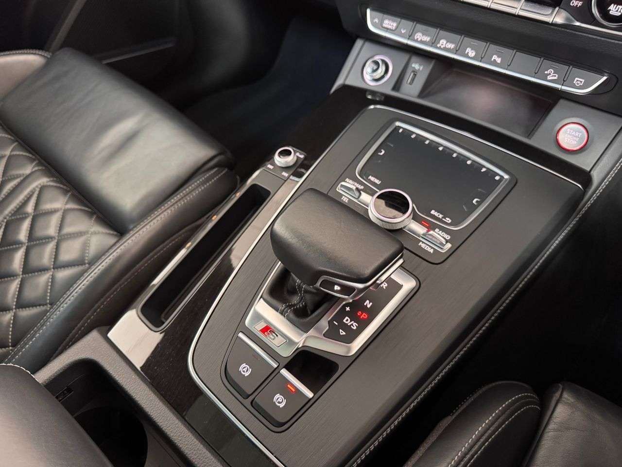 2020 AUDI SQ5 2020 AUDI SQ5