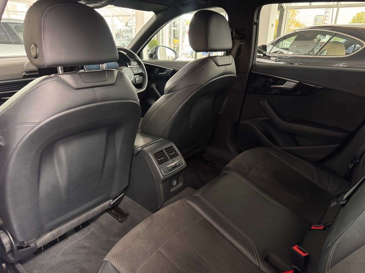 2020 AUDI A4 AVANT 2020 AUDI A4 AVANT