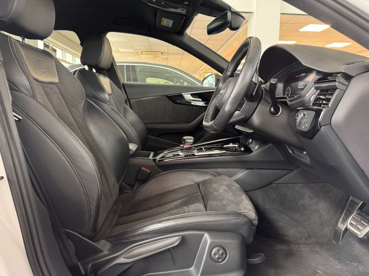 2020 AUDI A4 AVANT 2020 AUDI A4 AVANT