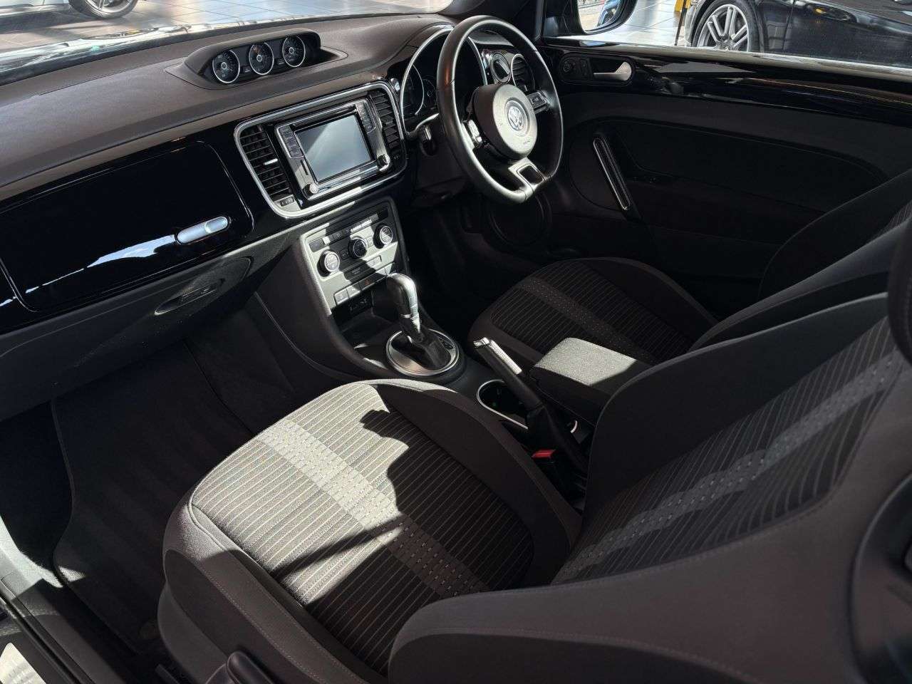 2015 VOLKSWAGEN BEETLE 2015 VOLKSWAGEN BEETLE