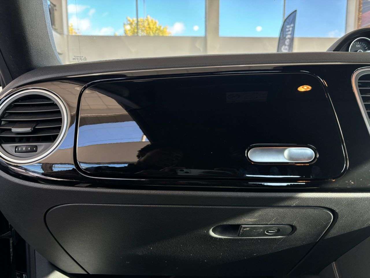 2015 VOLKSWAGEN BEETLE 2015 VOLKSWAGEN BEETLE