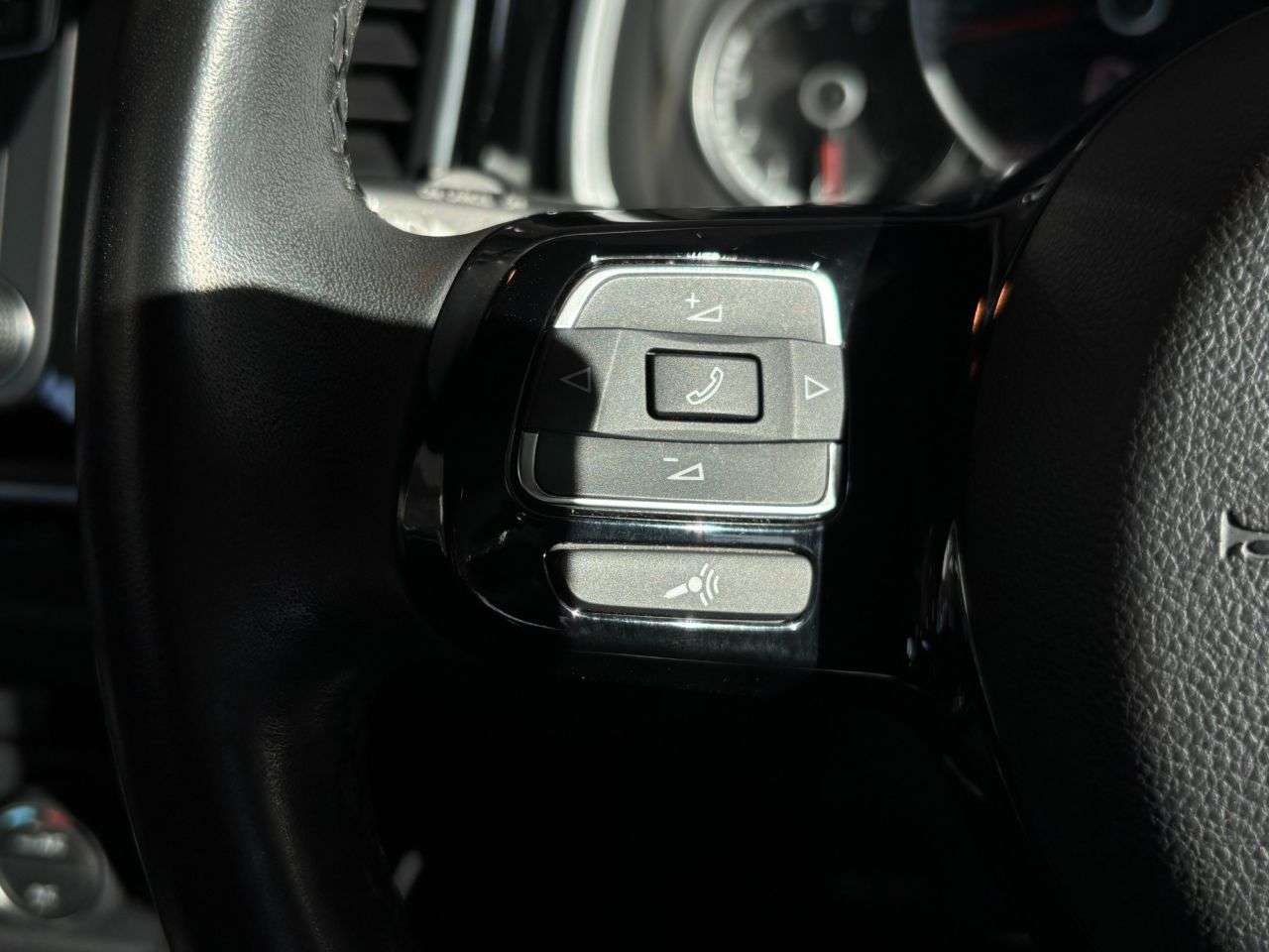 2015 VOLKSWAGEN BEETLE 2015 VOLKSWAGEN BEETLE