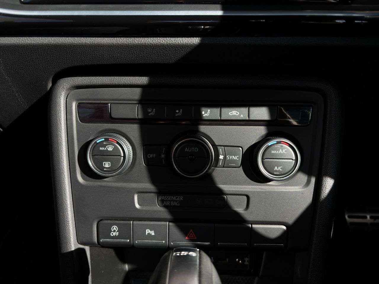 2015 VOLKSWAGEN BEETLE 2015 VOLKSWAGEN BEETLE