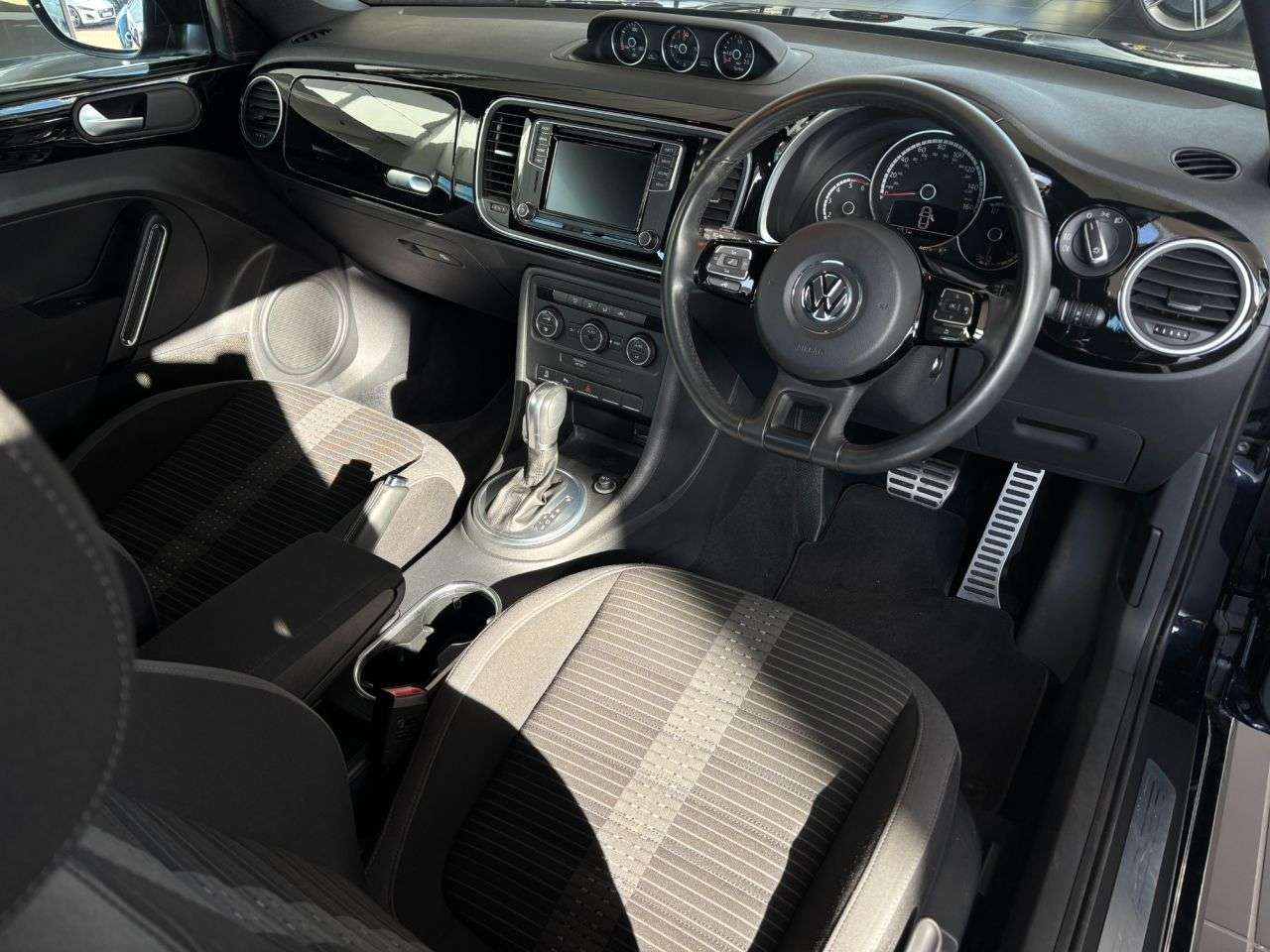 2015 VOLKSWAGEN BEETLE 2015 VOLKSWAGEN BEETLE