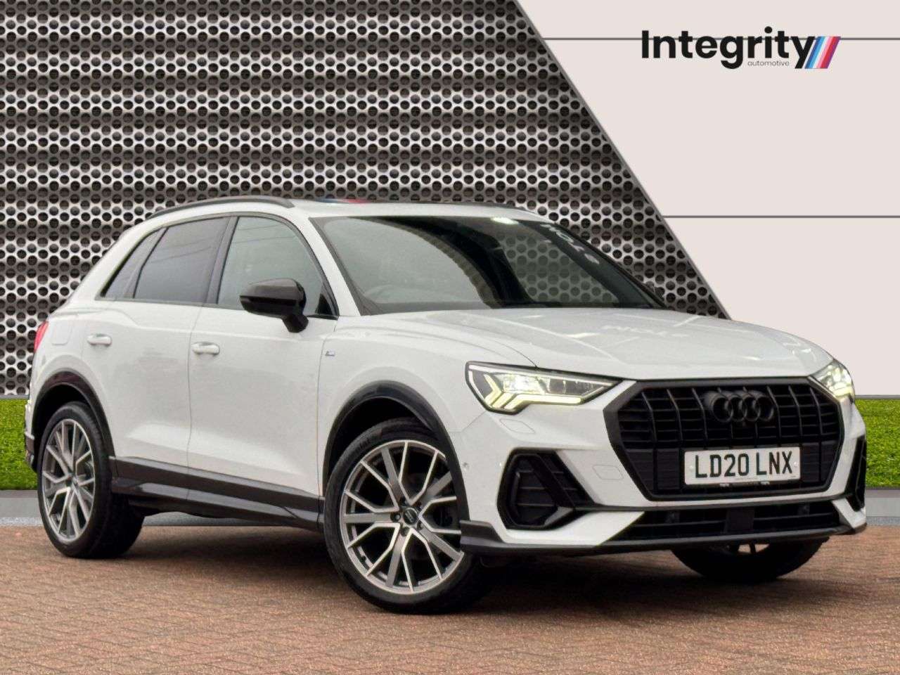 A 2020 AUDI Q3 2.0 TDI 35 Vorsprung SUV 5dr Diesel S Tronic Euro 6 (s/s) (150 ps) Audi His A 2020 AUDI Q3 2.0 TDI 35 Vorsprung SUV 5dr Diesel S Tronic Euro 6 (s/s) (150 ps) Audi His