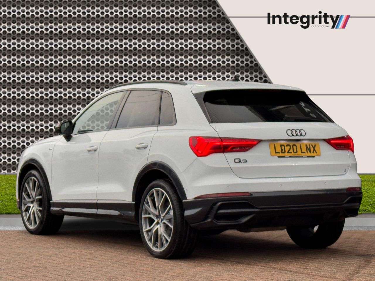 A 2020 AUDI Q3 2.0 TDI 35 Vorsprung SUV 5dr Diesel S Tronic Euro 6 (s/s) (150 ps) Audi His A 2020 AUDI Q3 2.0 TDI 35 Vorsprung SUV 5dr Diesel S Tronic Euro 6 (s/s) (150 ps) Audi His