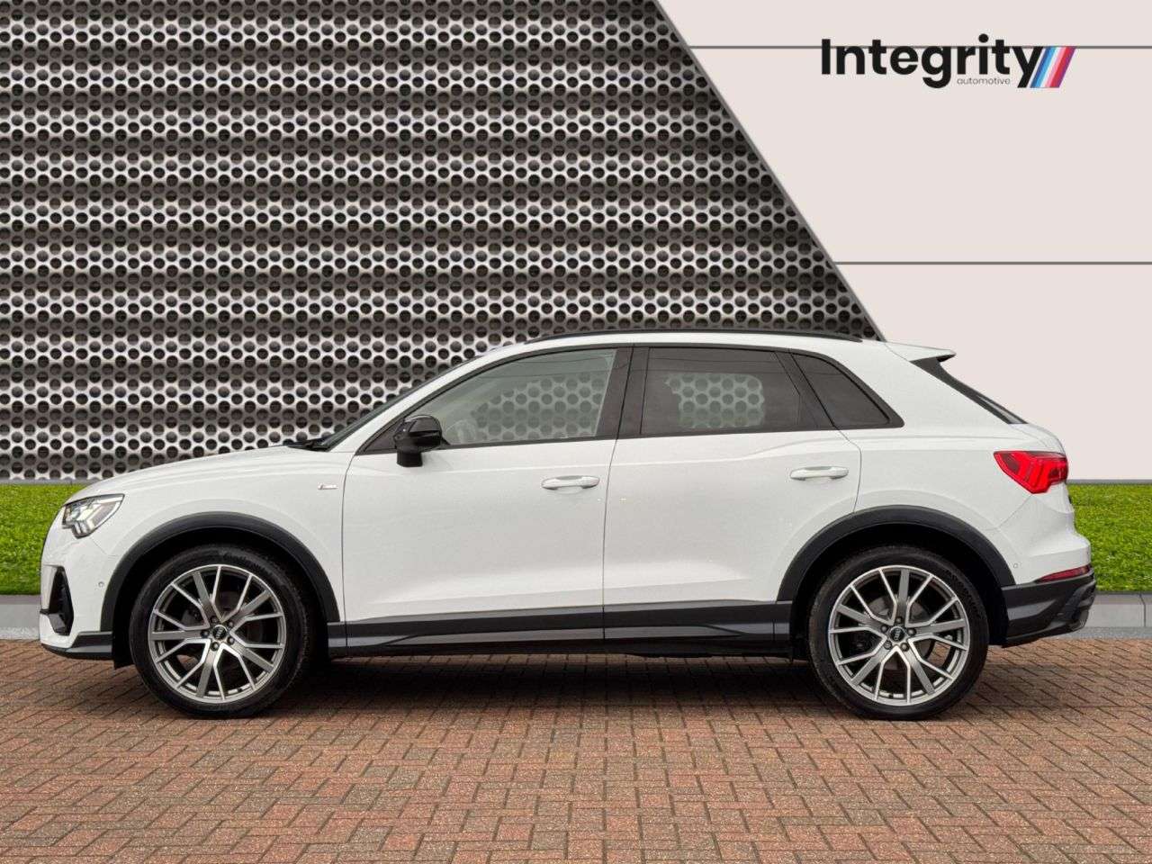 2020 AUDI Q3 2020 AUDI Q3