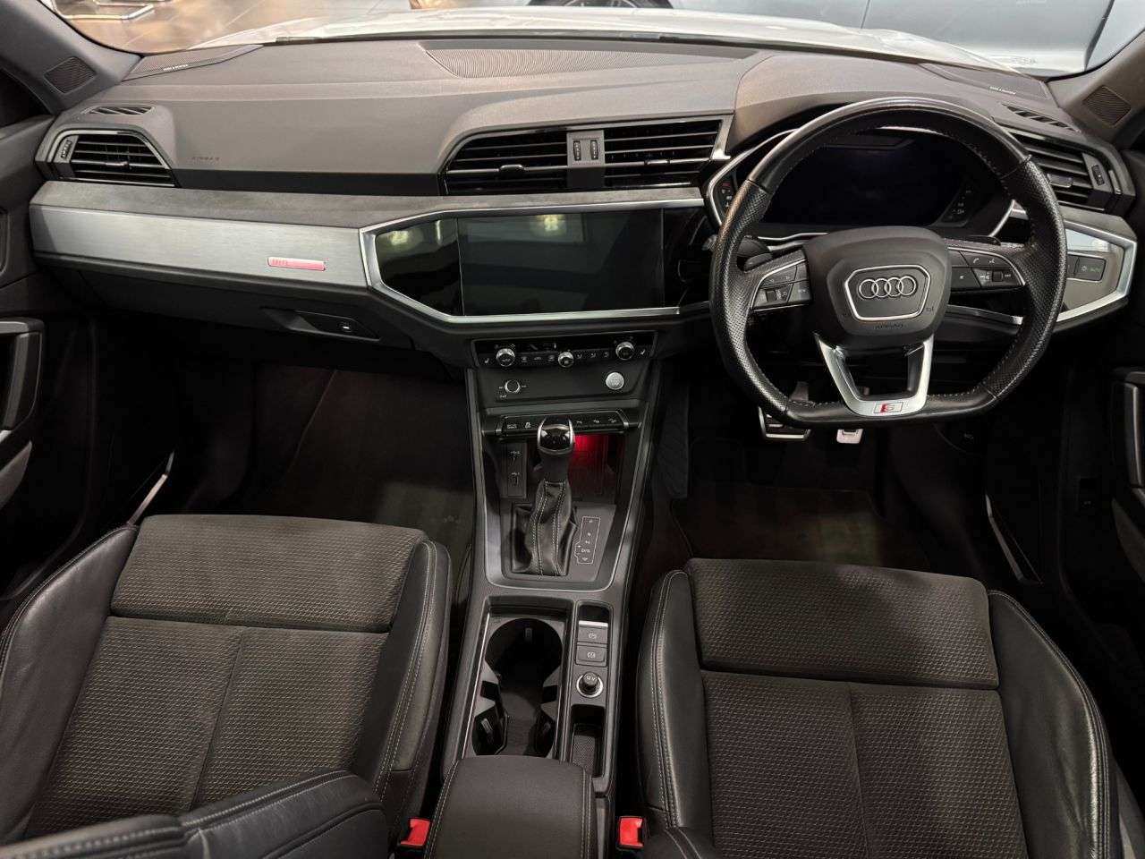 2020 AUDI Q3 2020 AUDI Q3