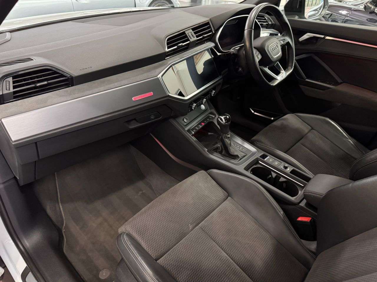 2020 AUDI Q3 2020 AUDI Q3