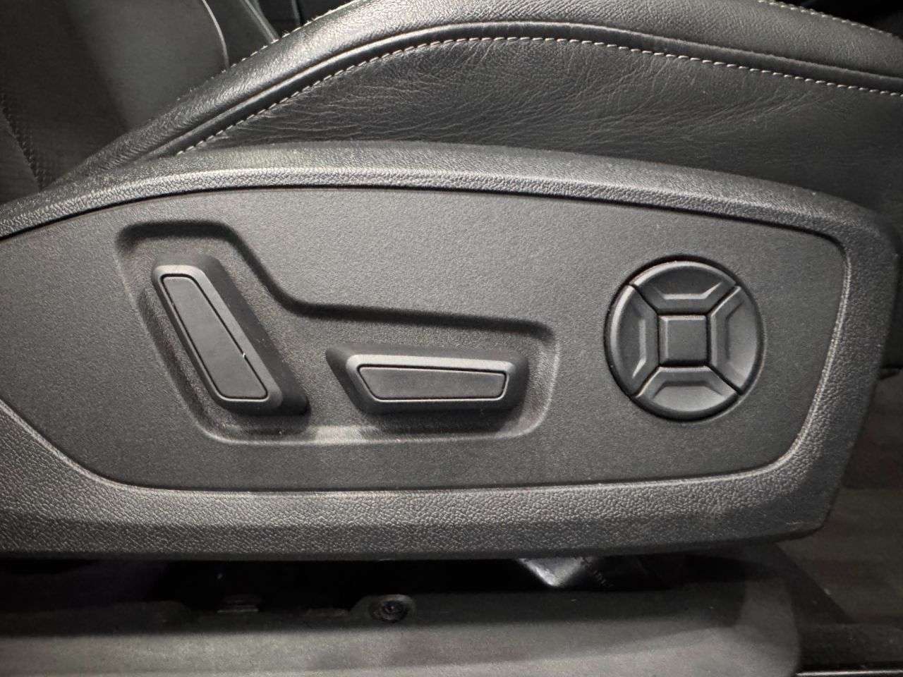 2020 AUDI Q3 2020 AUDI Q3