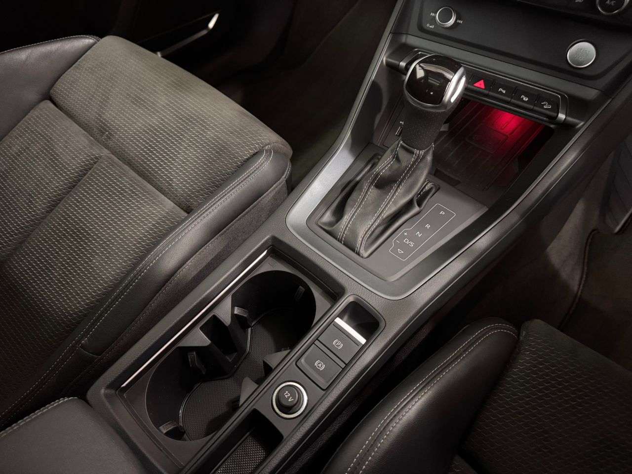 2020 AUDI Q3 2020 AUDI Q3