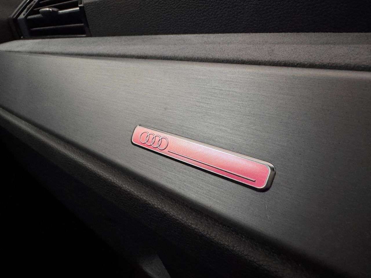 2020 AUDI Q3 2020 AUDI Q3