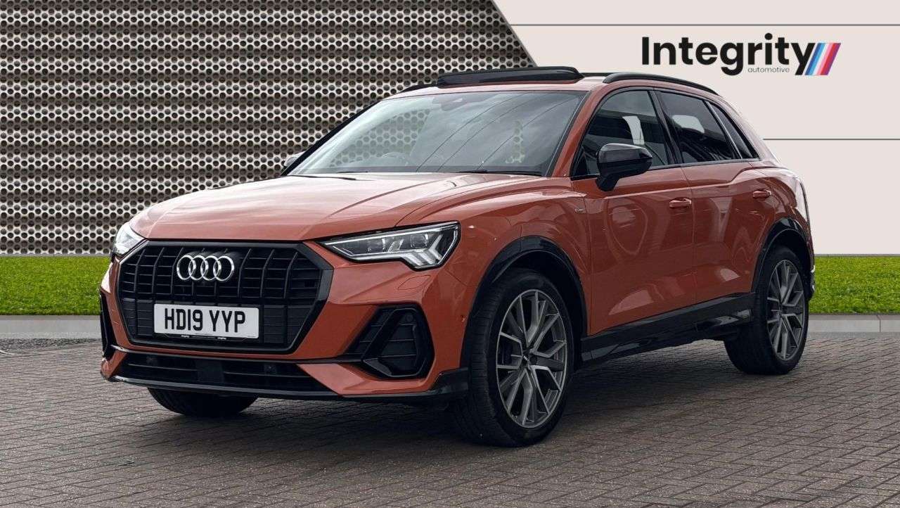 A 2019 AUDI Q3 1.5 TFSI CoD 35 Vorsprung SUV 5dr Petrol S Tronic Euro 6 (s/s) (150 ps) Vor A 2019 AUDI Q3 1.5 TFSI CoD 35 Vorsprung SUV 5dr Petrol S Tronic Euro 6 (s/s) (150 ps) Vor