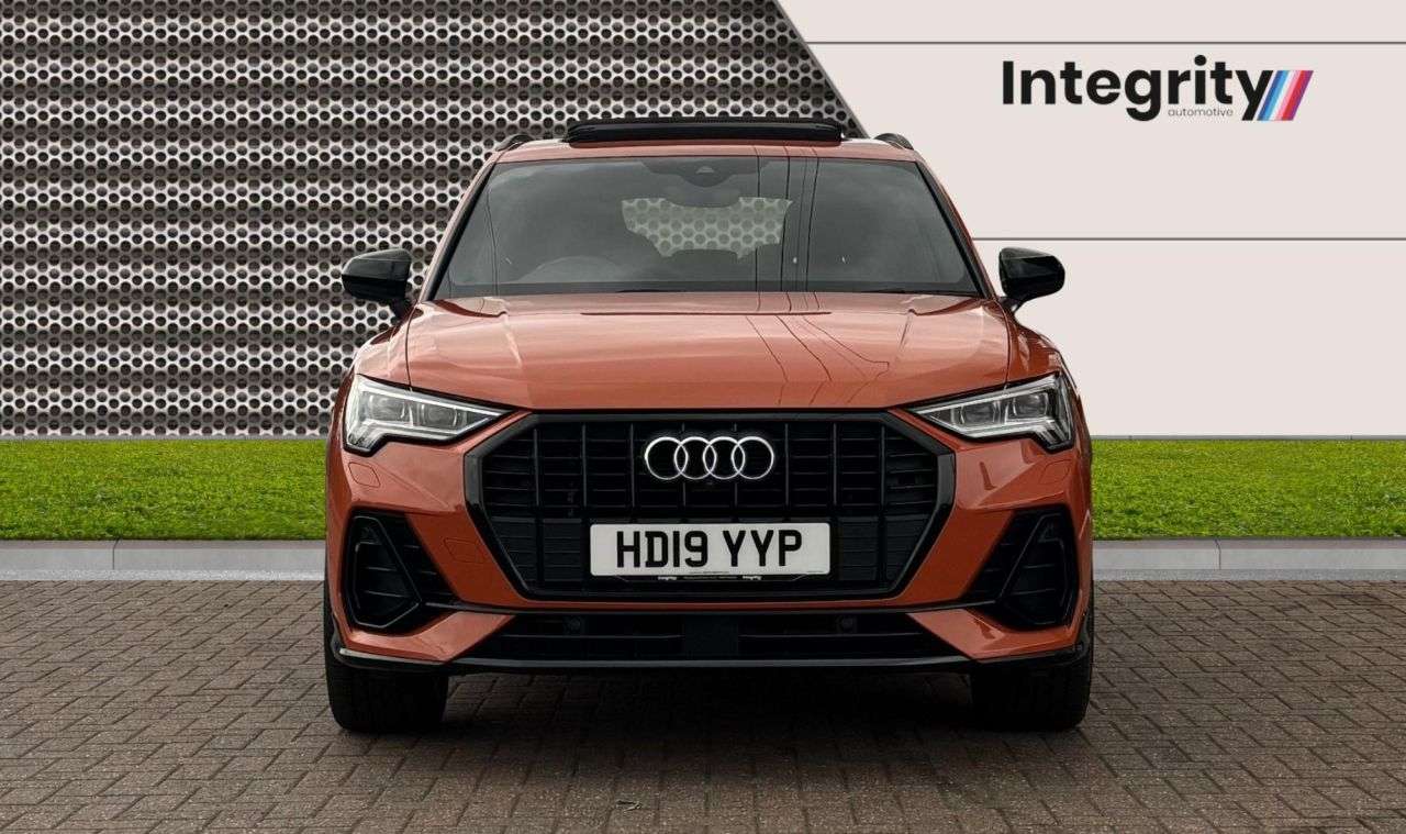 A 2019 AUDI Q3 1.5 TFSI CoD 35 Vorsprung SUV 5dr Petrol S Tronic Euro 6 (s/s) (150 ps) Vor A 2019 AUDI Q3 1.5 TFSI CoD 35 Vorsprung SUV 5dr Petrol S Tronic Euro 6 (s/s) (150 ps) Vor