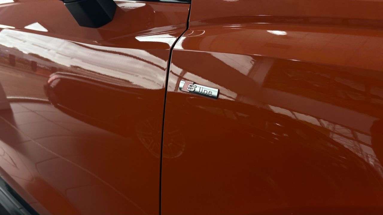 2019 AUDI Q3 2019 AUDI Q3