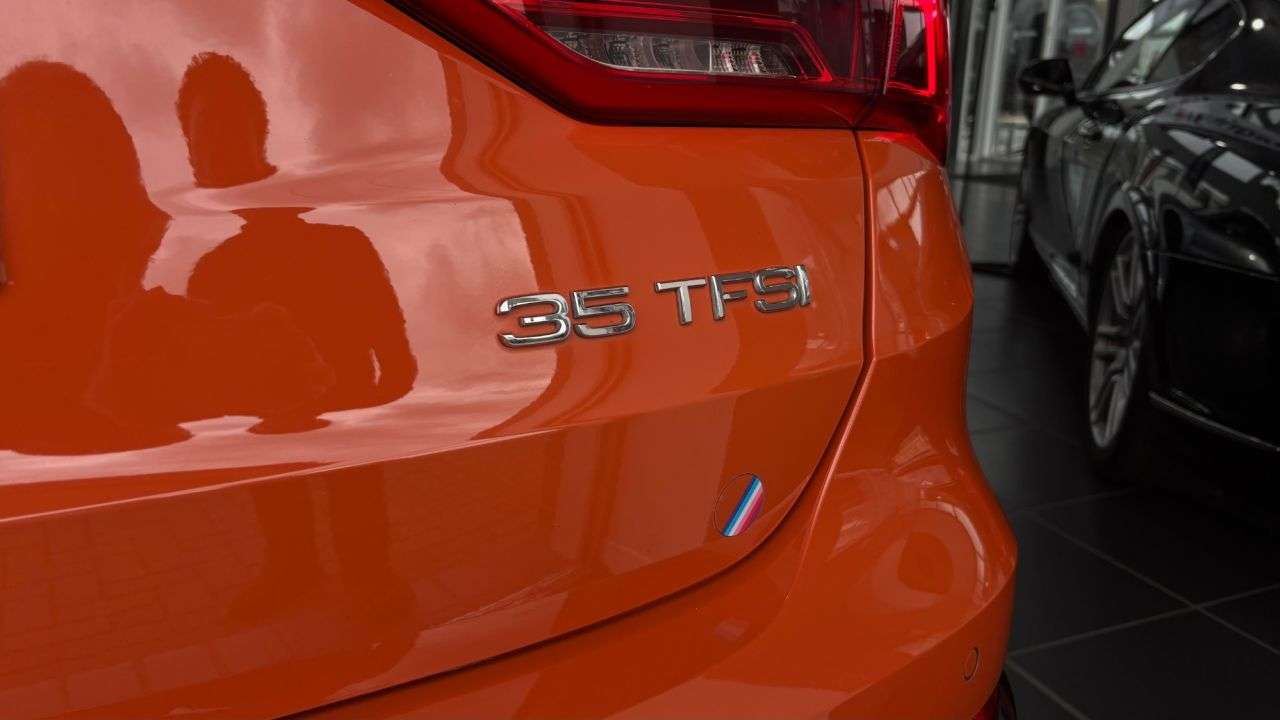 2019 AUDI Q3 2019 AUDI Q3