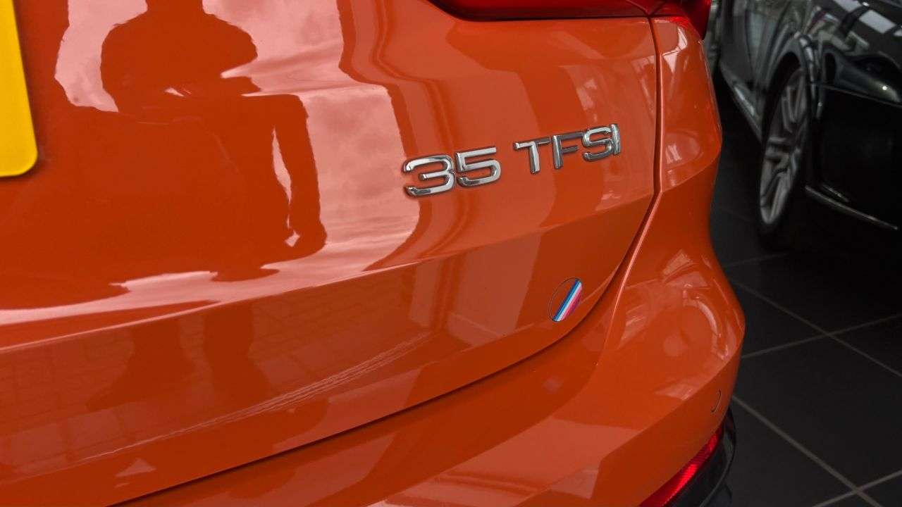 2019 AUDI Q3 2019 AUDI Q3