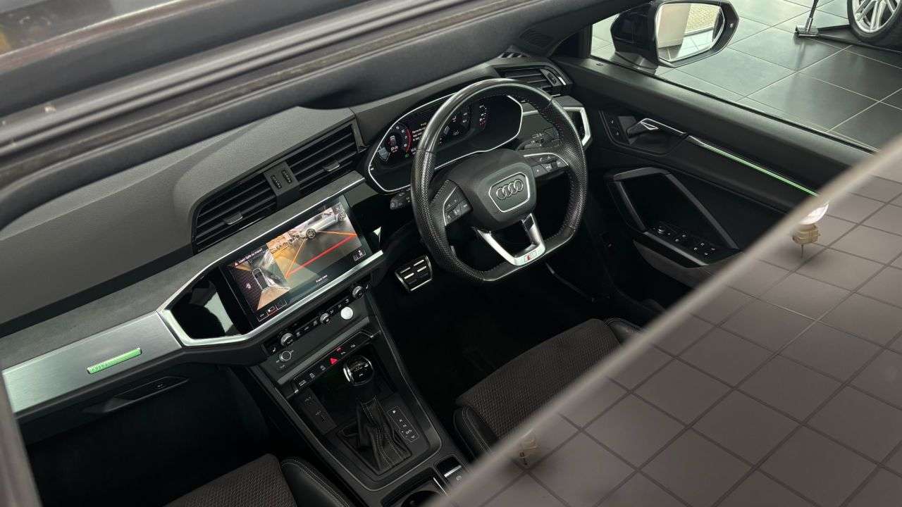 2019 AUDI Q3 2019 AUDI Q3