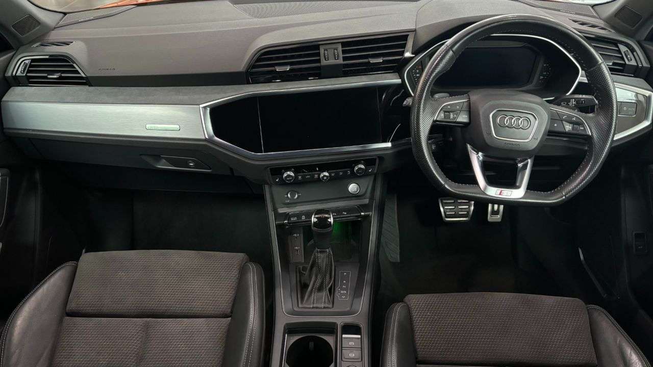 2019 AUDI Q3 2019 AUDI Q3