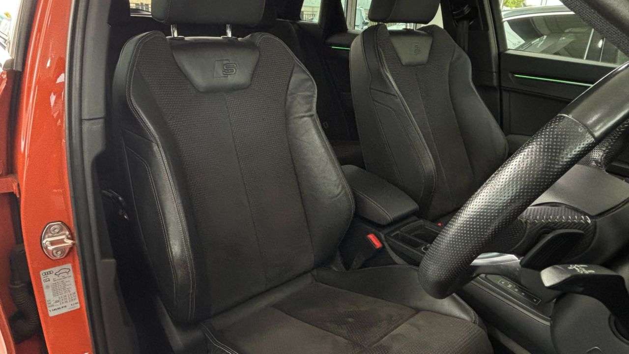 2019 AUDI Q3 2019 AUDI Q3